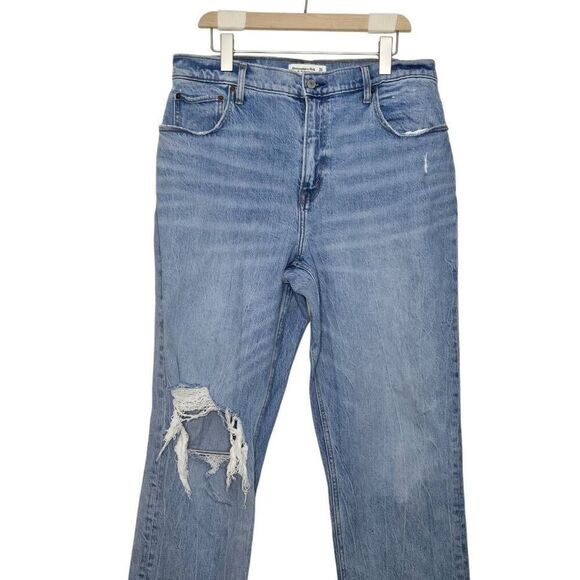 Abercrombie & Fitch 90's Straight Ultra High Rise Jeans Blue Size 14 Short - Picture 2 of 6